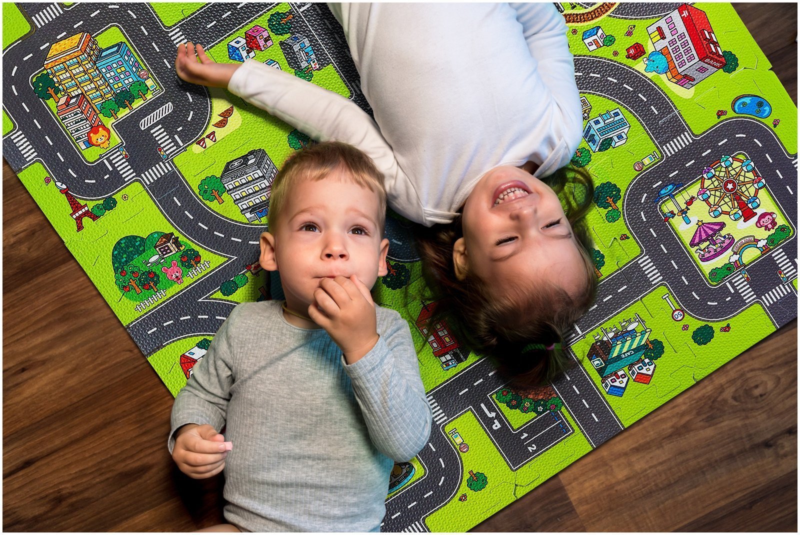 Tapis puzzle éducatif en mousse 90 x 90 x 1cm avec bordure - mousse EVA -  motif : villes routes rues, POUR BÉBÉS \ Tapis en mousse et tapis  éducatifs