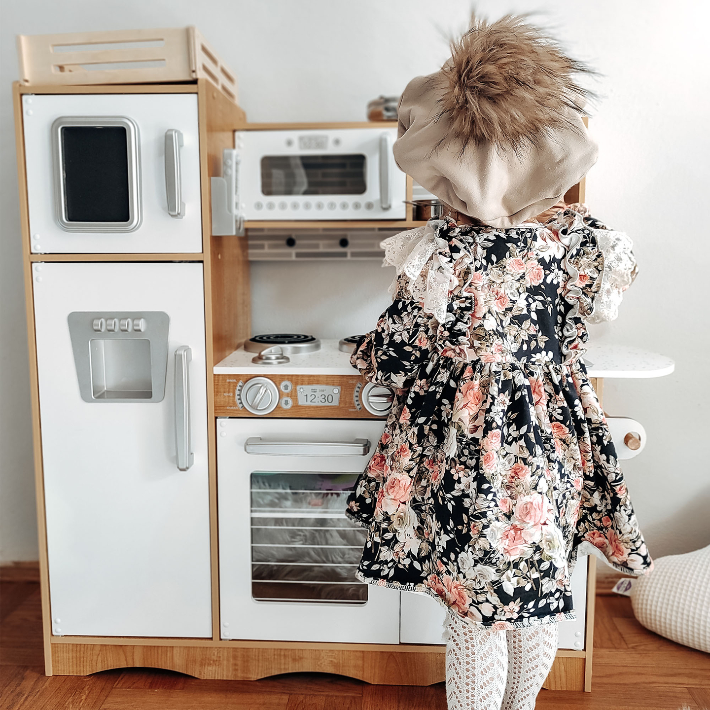 Cuisine en bois XXL avec éclairage LED, tablier et accessoires