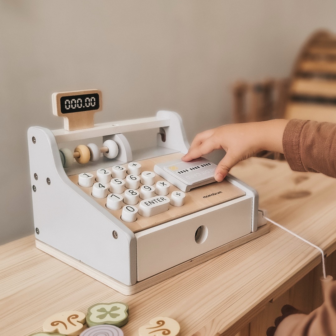 Caisse enregistreuse en bois avec accessoires