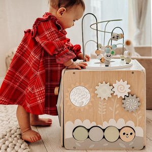 Grand cube d'activité en bois avec boucle - Montessori