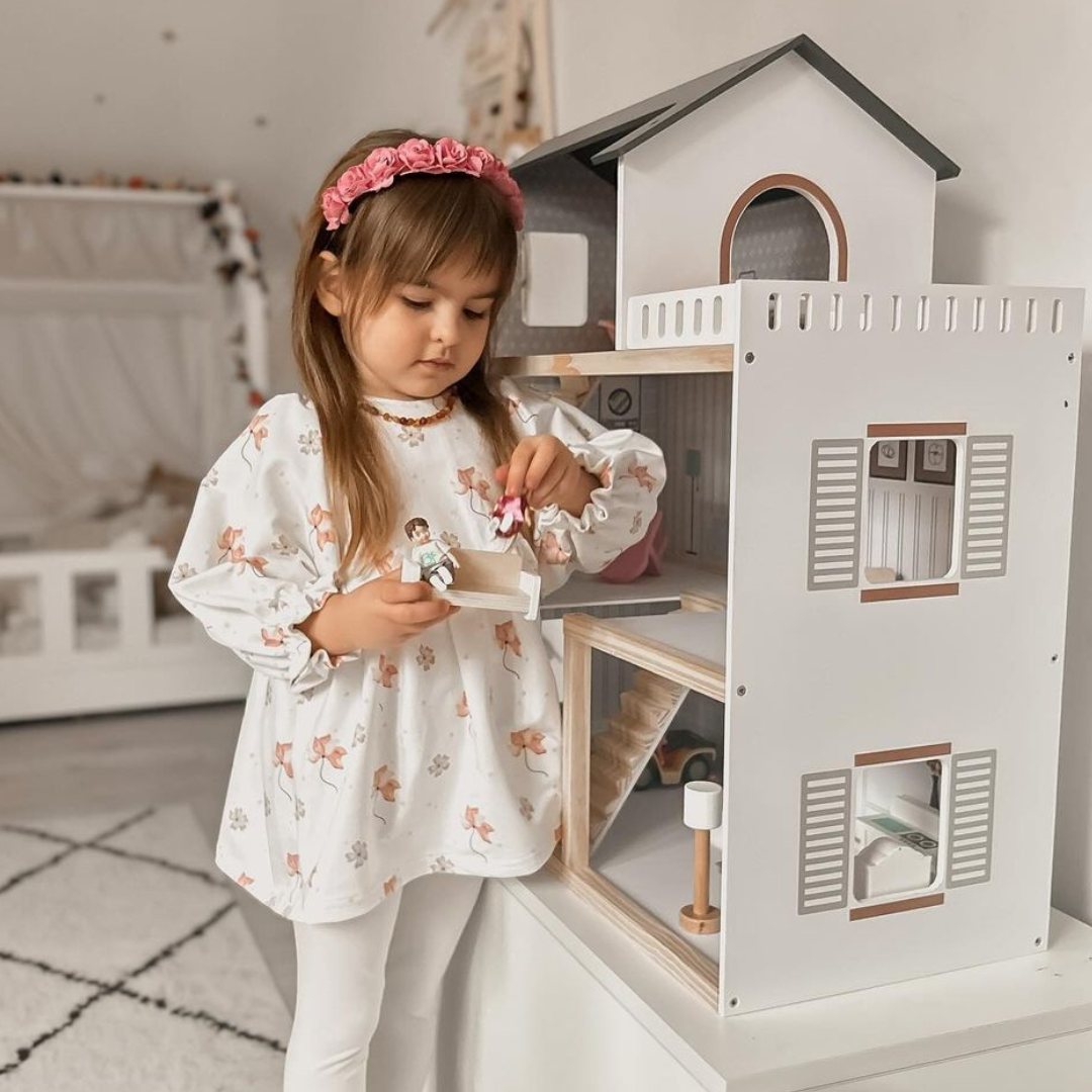 Maison de poupées en bois blanc avec accessoires 18 pcs.