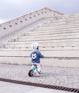 Tobi ROCKET - Tricycle enfant, vélo de randonnée, pilote - pousseur - 5in1 de HyperMotion