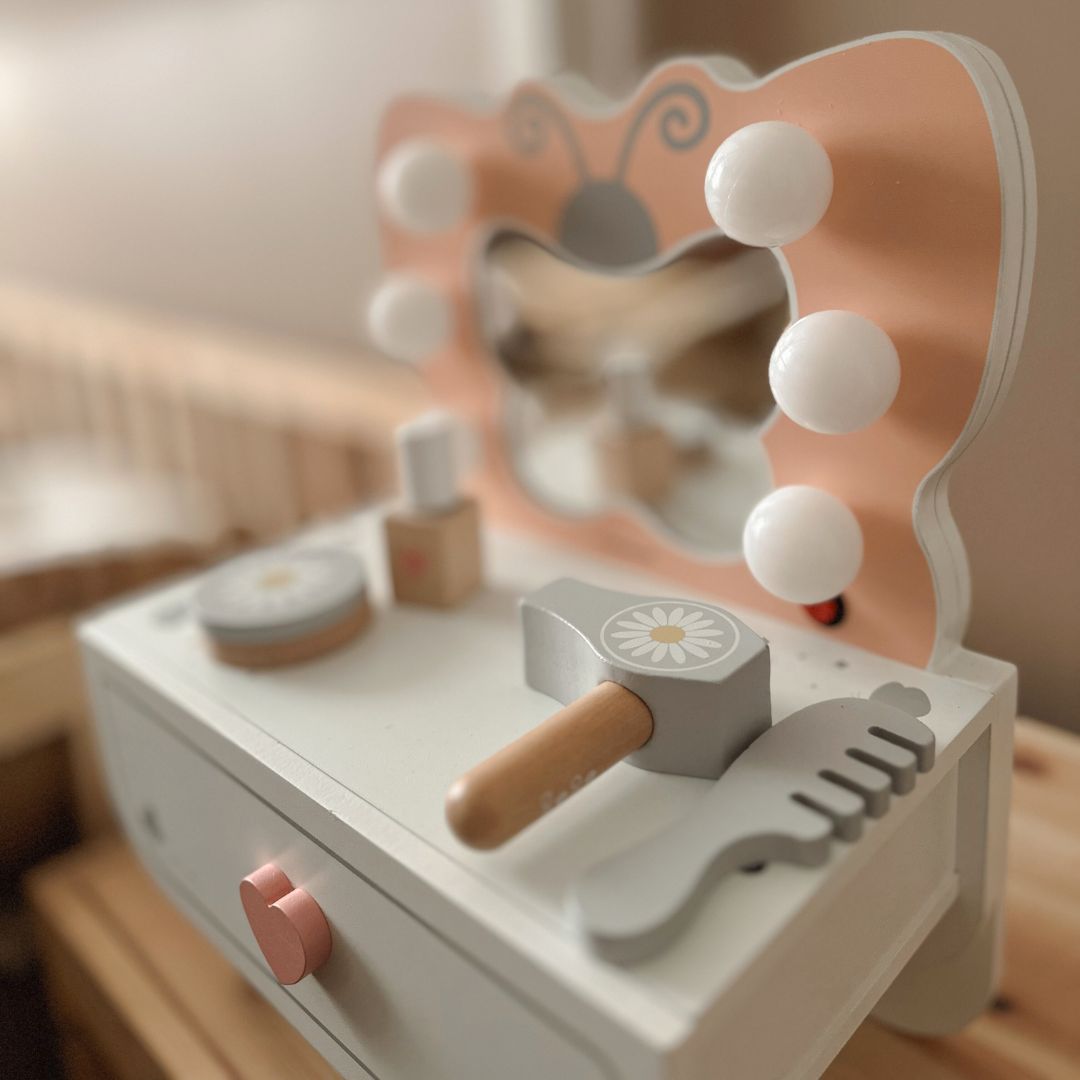 Mini coiffeuse en bois avec éclairage LED - Butterfly
