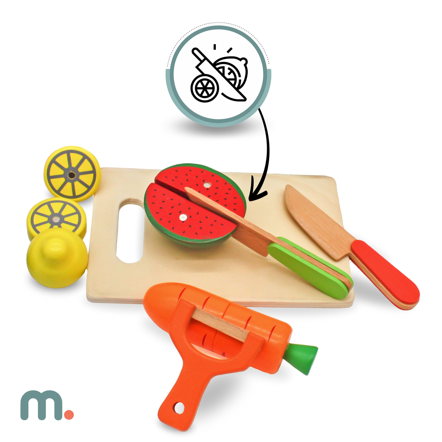 Fruits et légumes en bois à couper