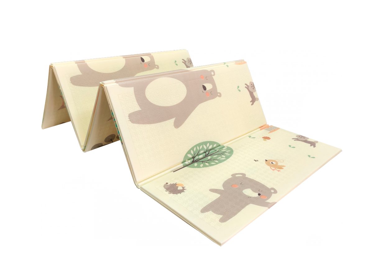 Tapis en mousse double face XXL - pliable 1 CM (forêt avec un ours en peluche et des chevaux)