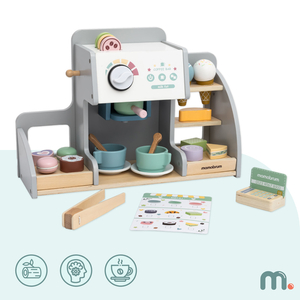 Une grande glacière en bois avec tableau magnétique, machine à café et set de glaces et de desserts - plus de 70 pièces !