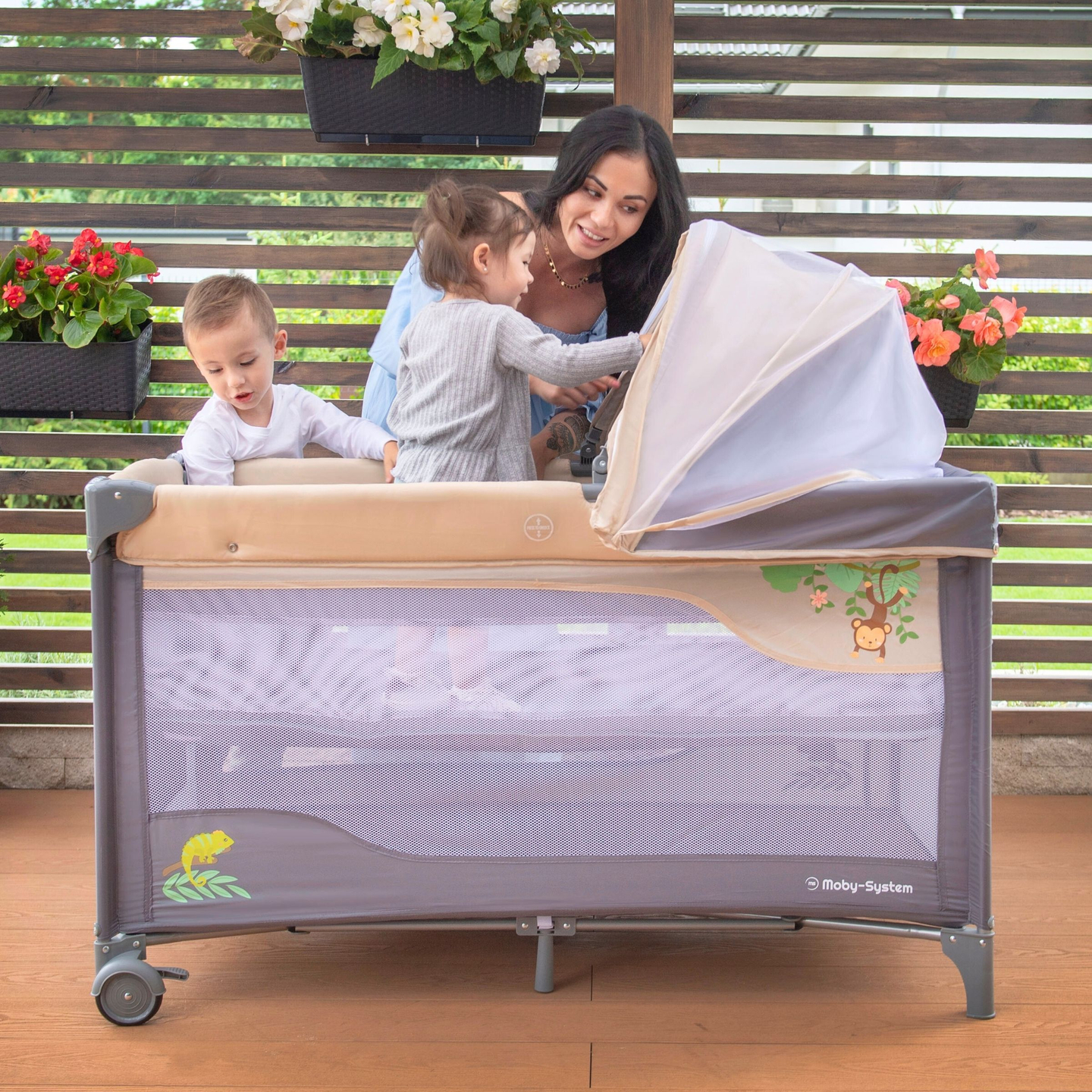 Lit parapluie 0 - 36 m avec table à langer + parc Moby-System HUXLEY