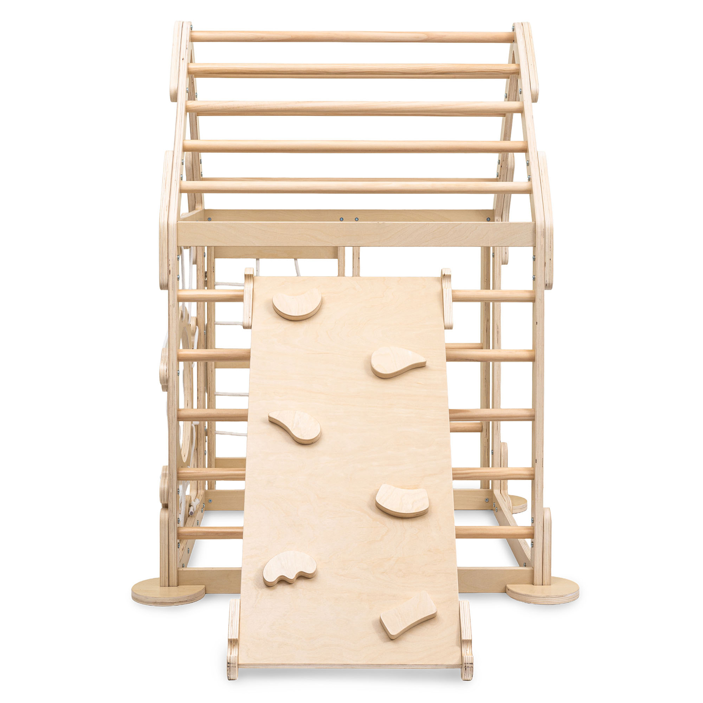 Aire de jeux intérieure en bois pour enfants - une maison avec échelles et toboggan