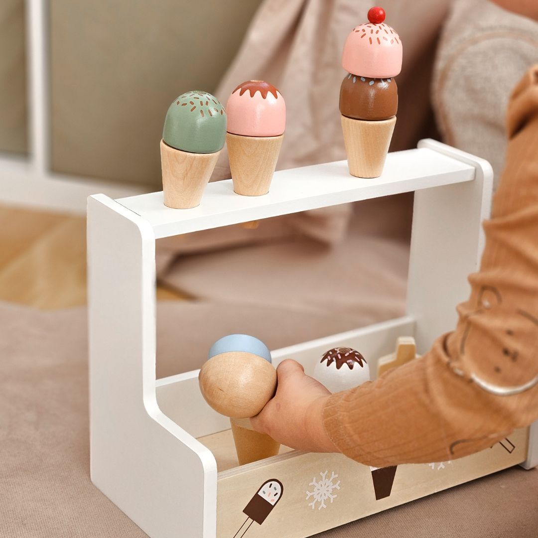 Magasin de glaces en bois - glacier