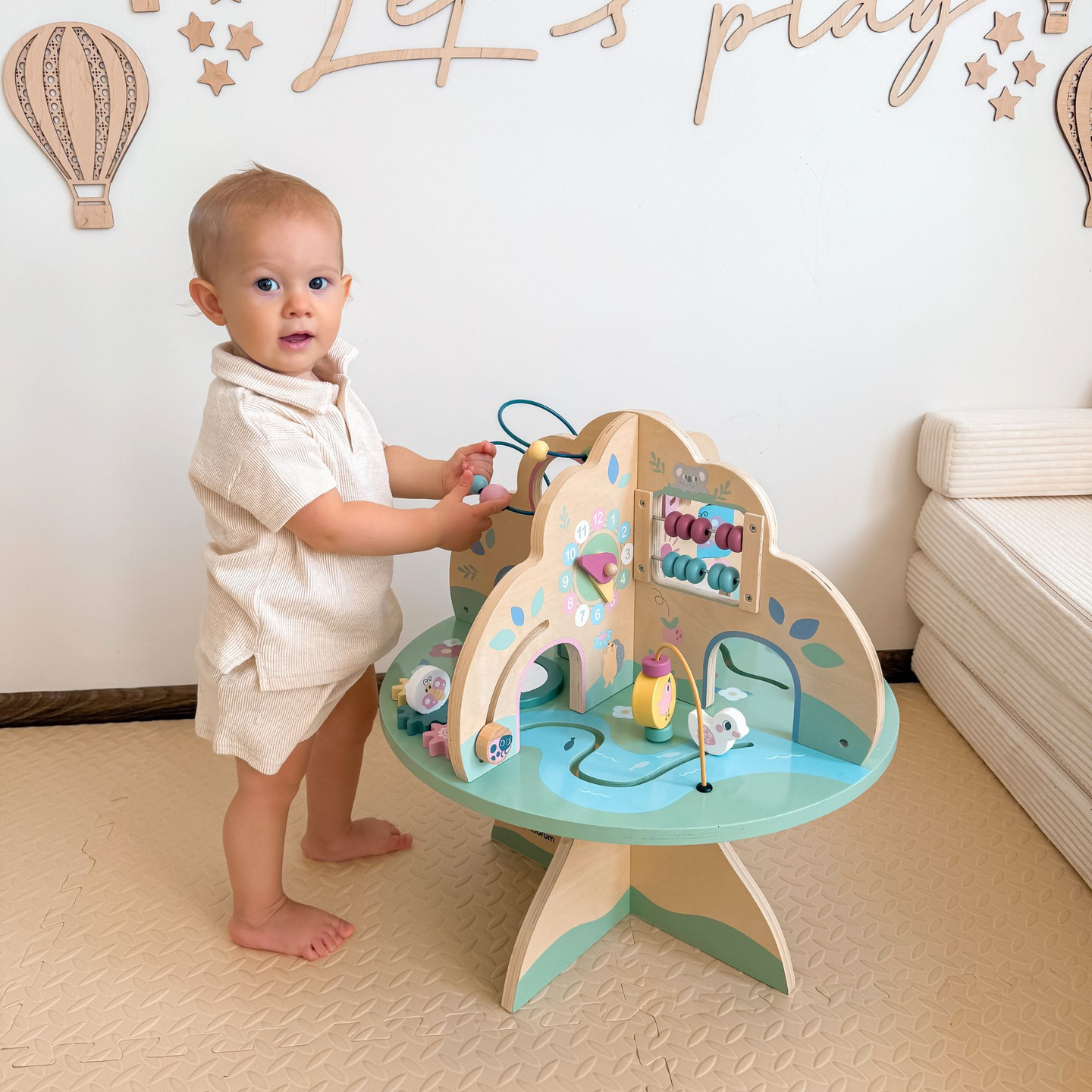 Table éducative - arbre multifonctionnel