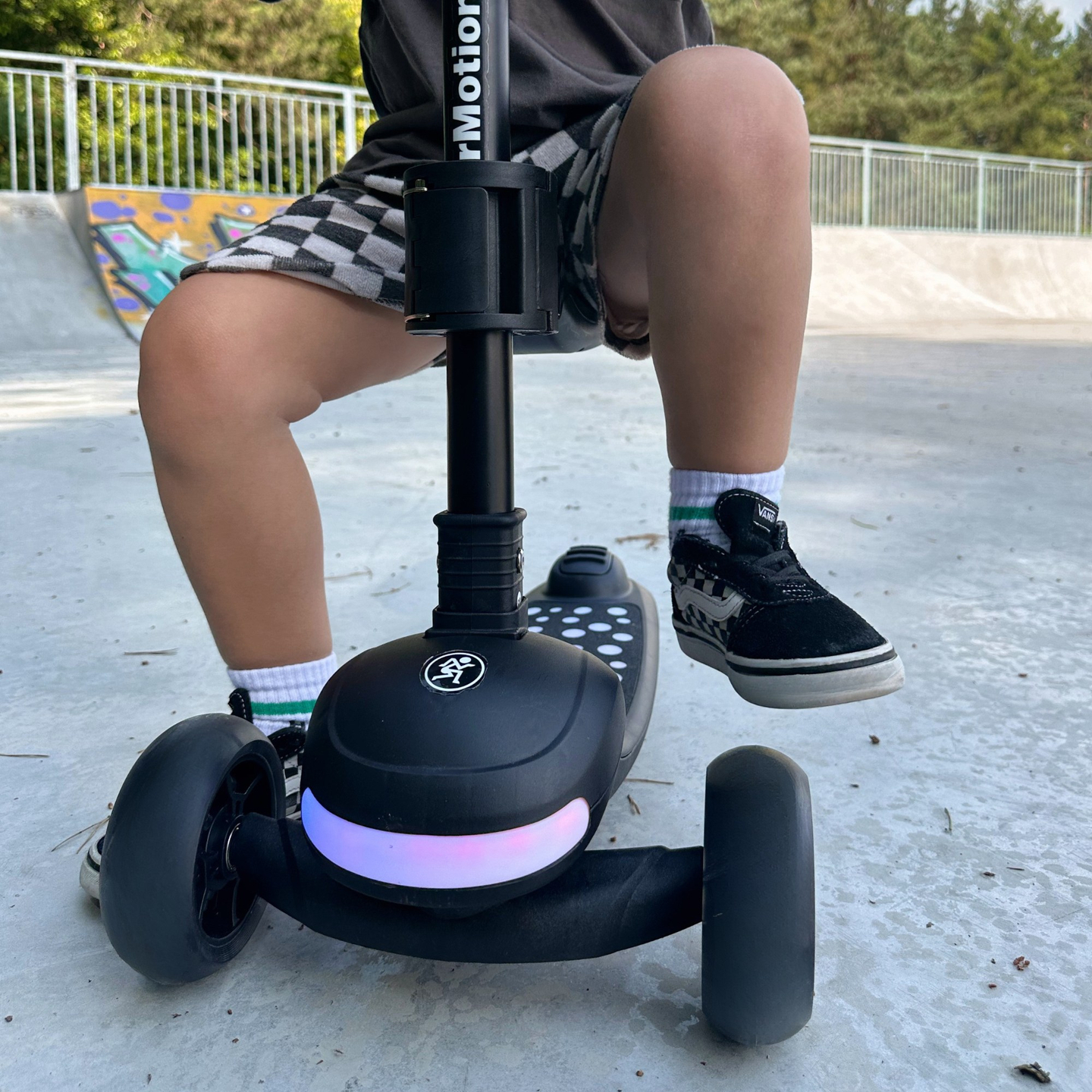 HyperMotion LUMI scooter d'équilibre 3-en-1 - plateforme éclairée et roues LED, couleur noire