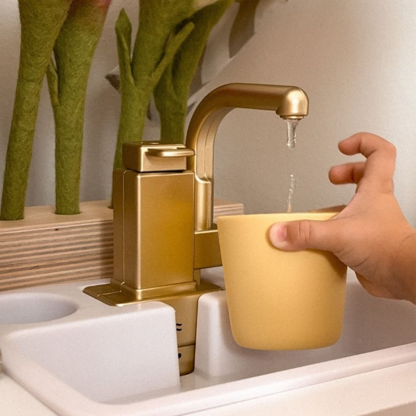 XXXXL grande cuisine interactive en bois avec éclairage LED, lave-linge, micro-ondes, machine à café et set de fruits et légumes - 50 éléments