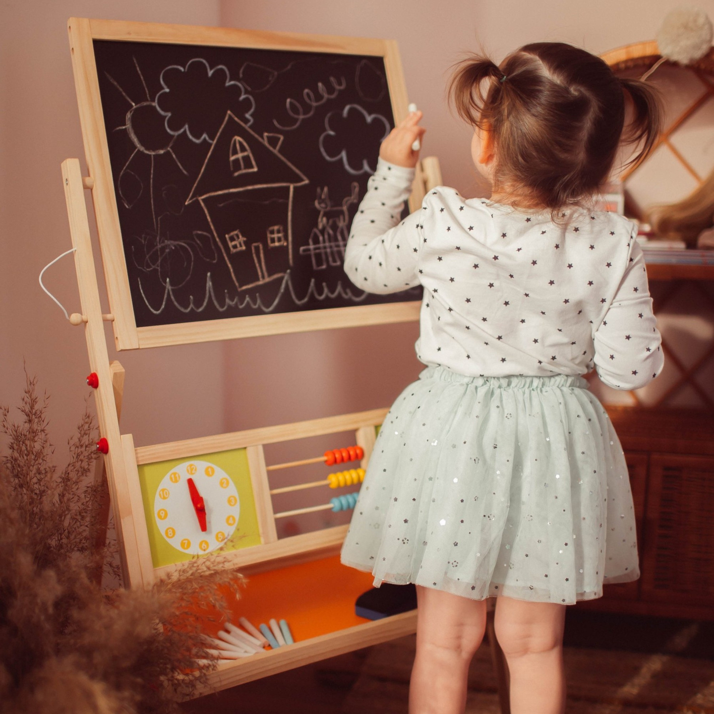 Grand tableau éducatif double face : magnétique et tableau noir - tableau effaçable à sec, en bois