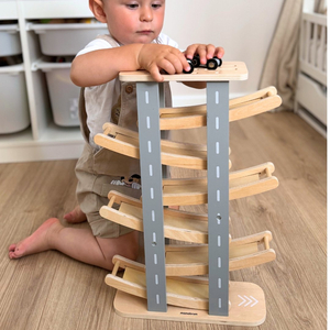 Piste en bois - toboggan pour voitures - 6 étages
