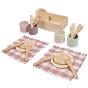 Service de table en bois pour enfants avec sets de table rouges