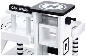 Garage en bois - parking à étages - voitures, ascenseur, hélicoptère