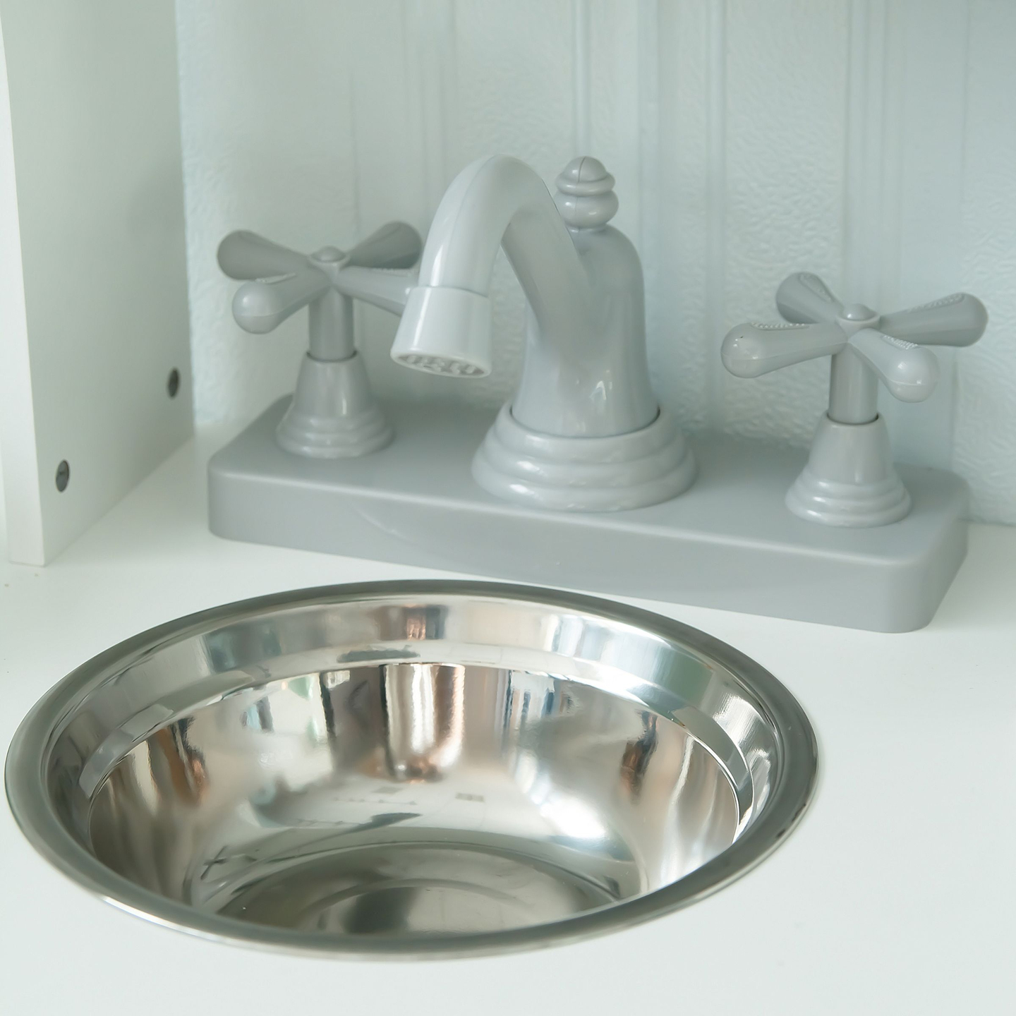 Cuisine en bois pour enfants avec micro-ondes