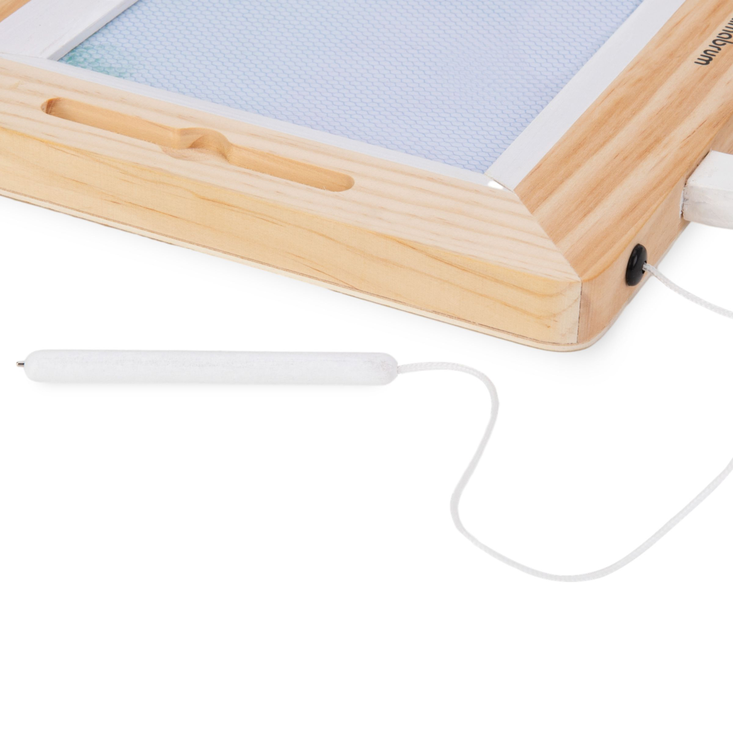 Stylo plume en bois avec tampons - planche à dessin