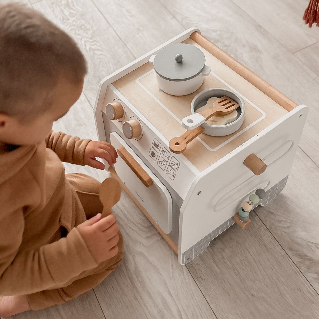 Cuisine en bois - cube éducatif