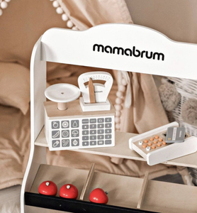 Mini market - magasin avec balances, terminal, carte de paiement et fruits