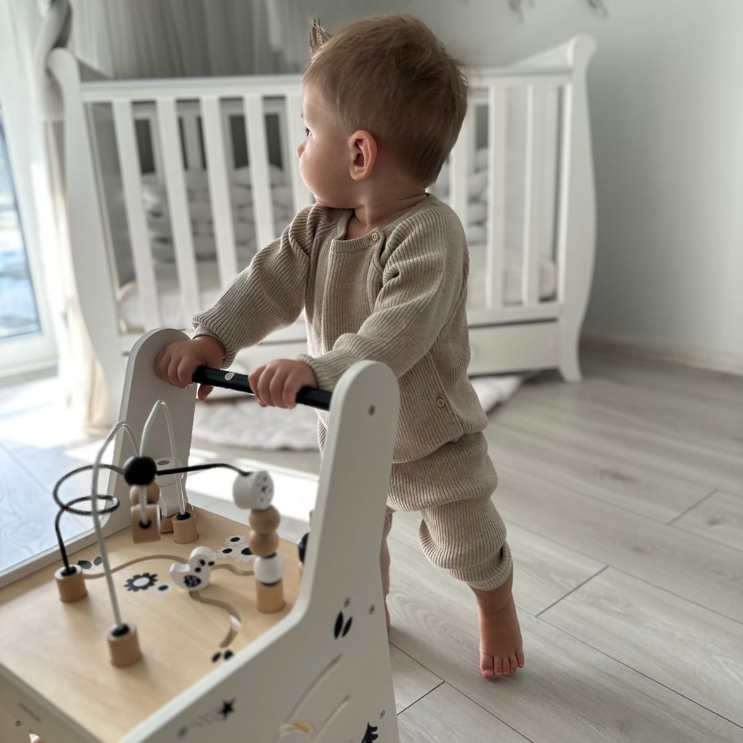 Poussette en bois 6in1, déambulateur avec fonction de table d'apprentissage