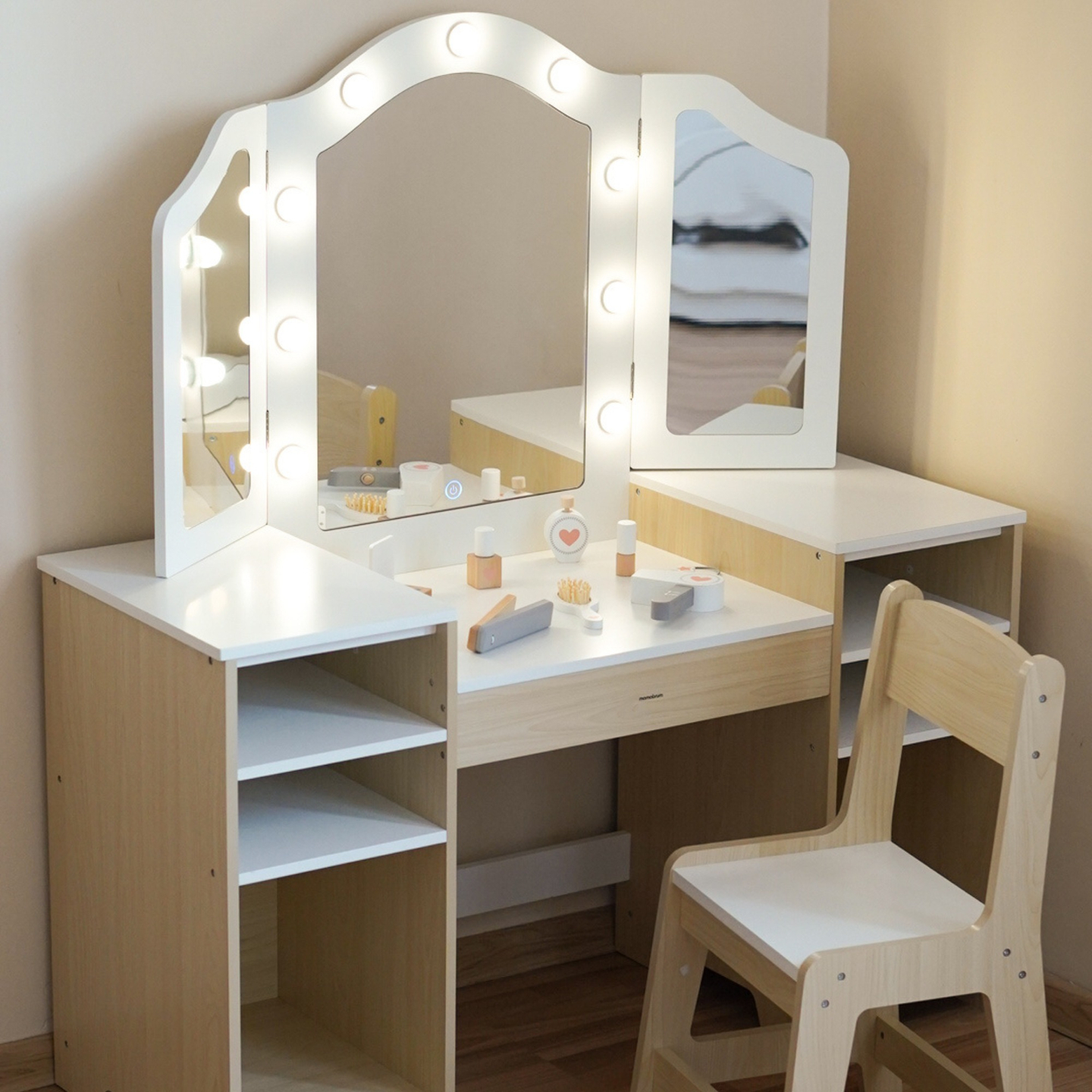 Table à langer en bois pour enfants avec chaise, accessoires et éclairage LED