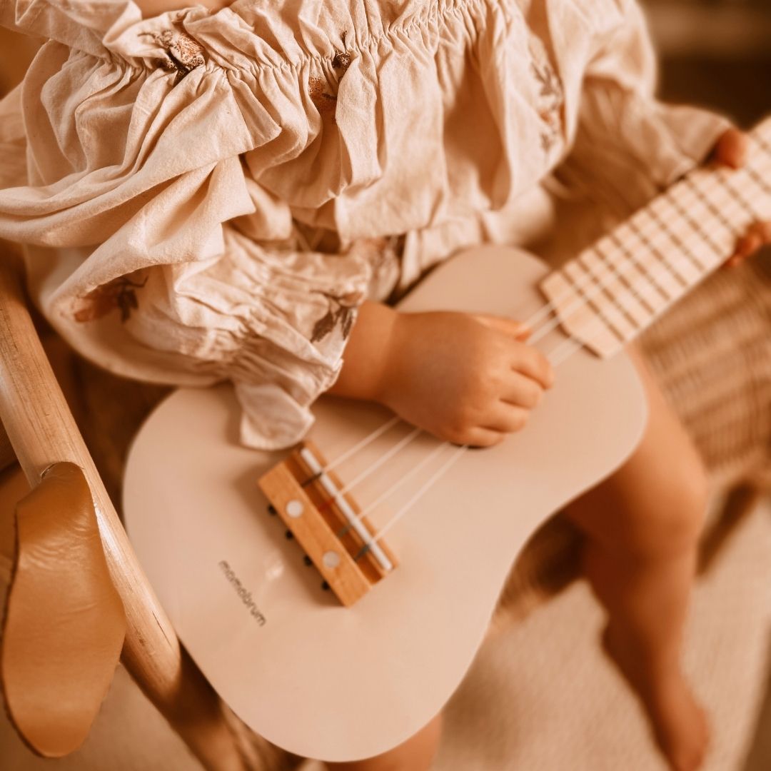 Guitare en bois pour enfants - ukulélé - couleur rose