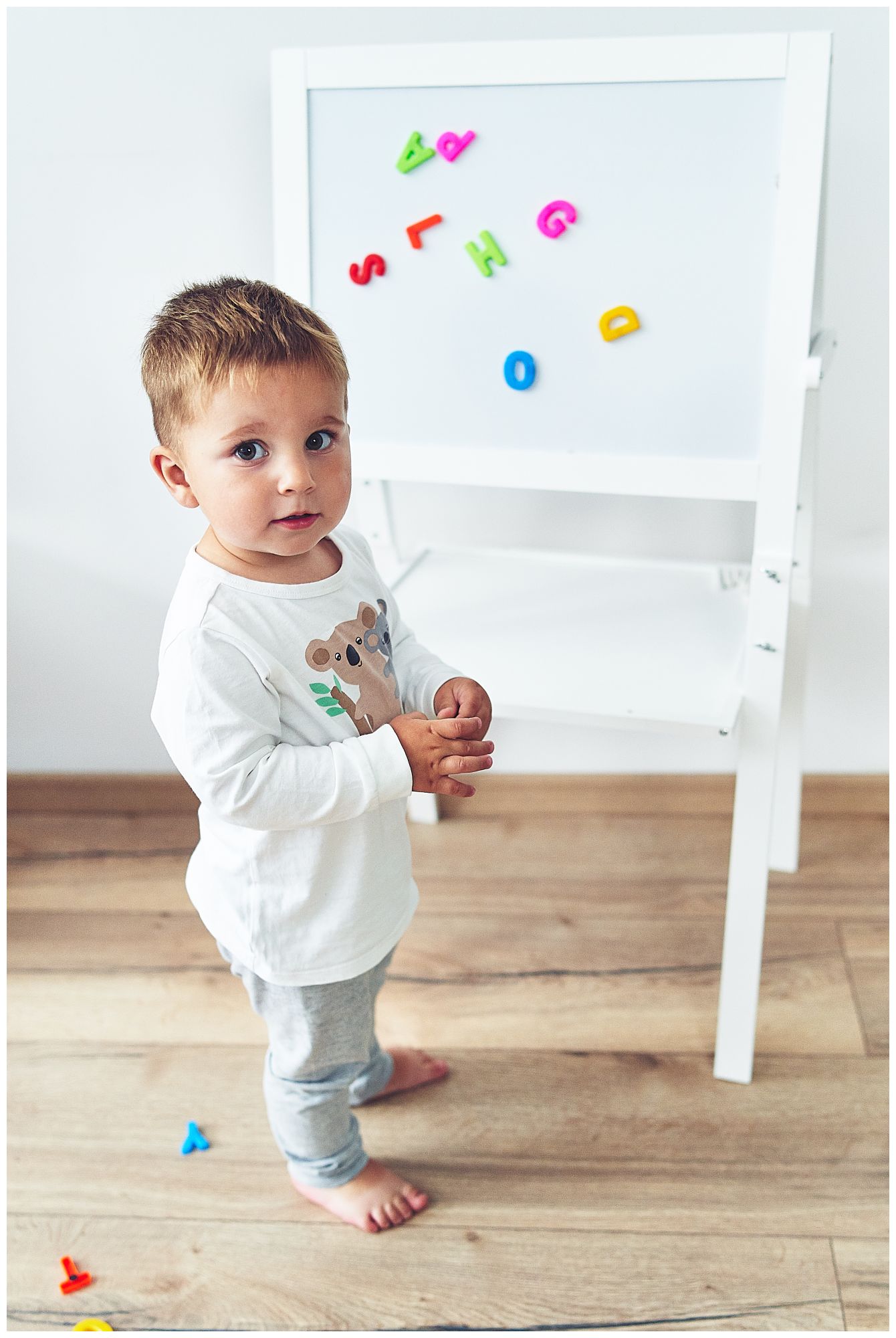 Tableau éducatif double face : magnétique et tableau noir - effaçable à sec, en bois, pour enfants, pliable
