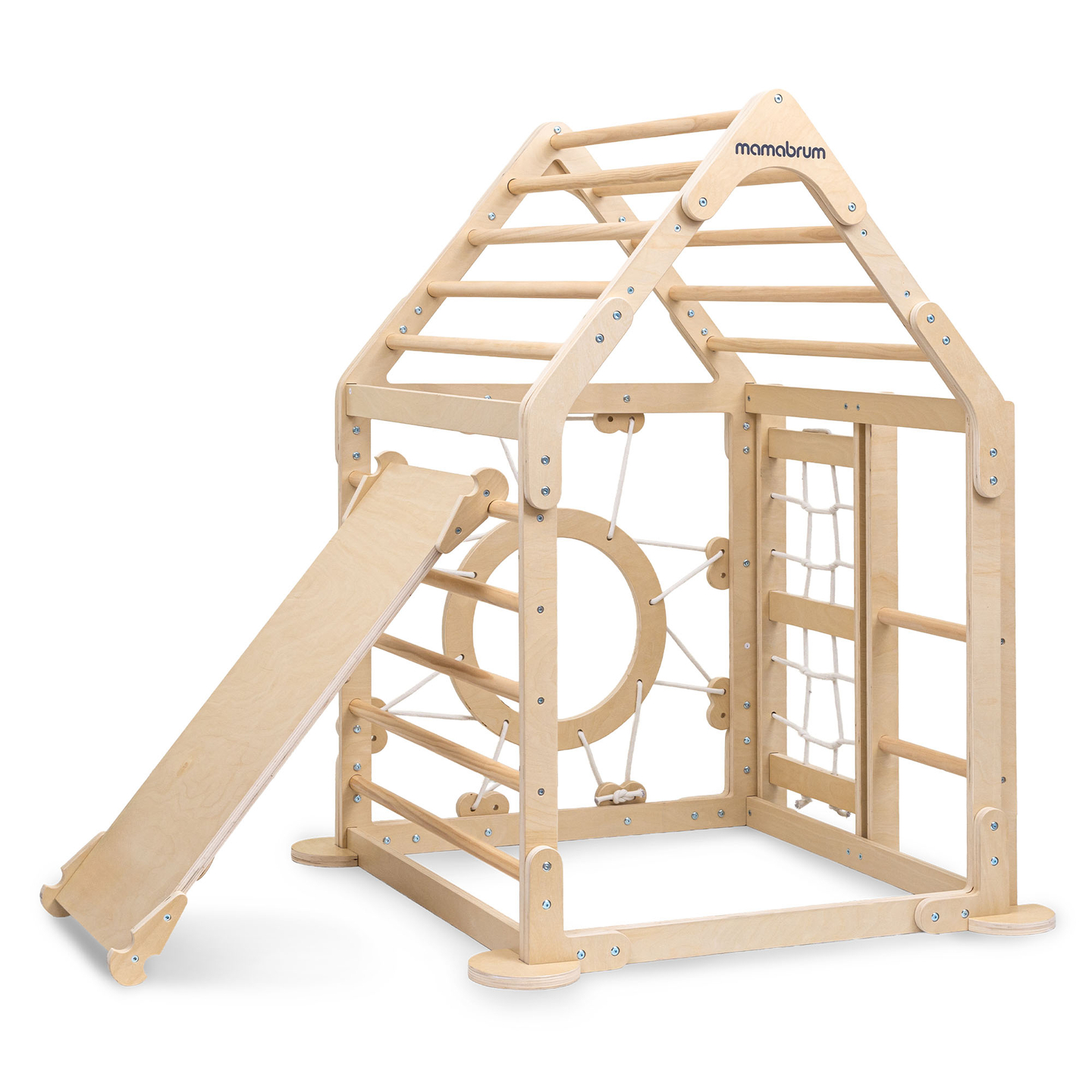 Aire de jeux intérieure en bois pour enfants - une maison avec échelles et toboggan