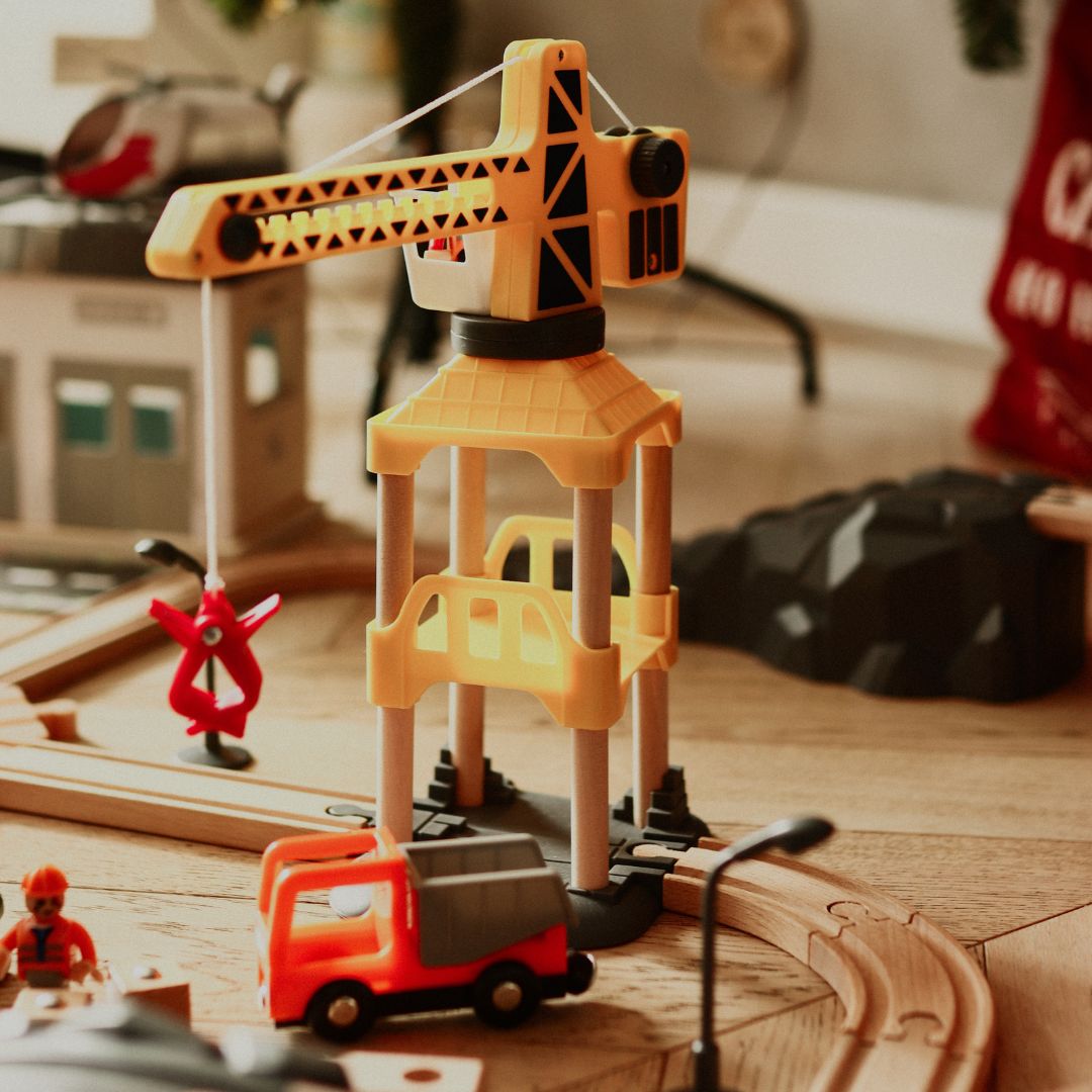 Chemin de fer en bois, train à batterie - Ville : voies, voitures, pont, aéroport