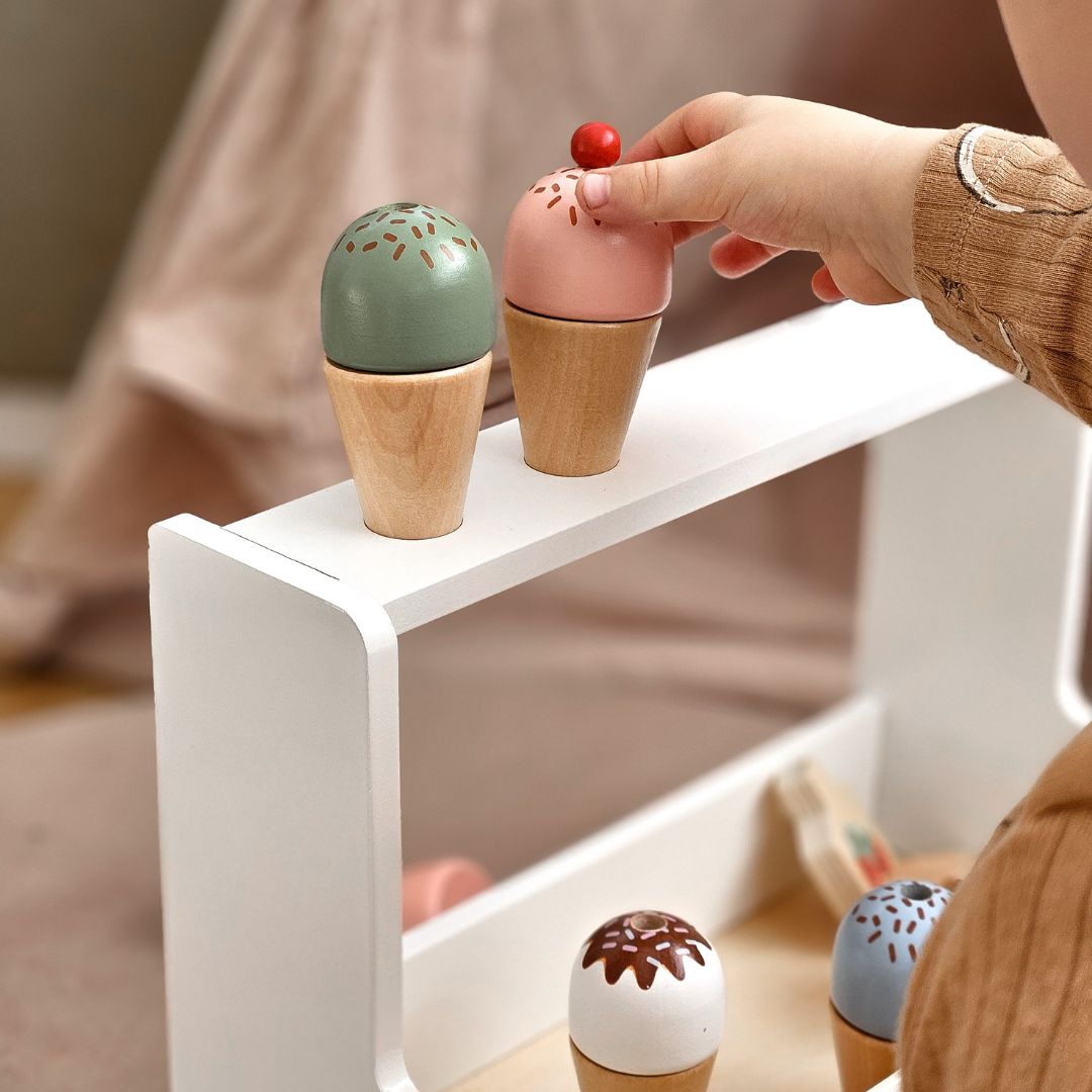 Magasin de glaces en bois - glacier