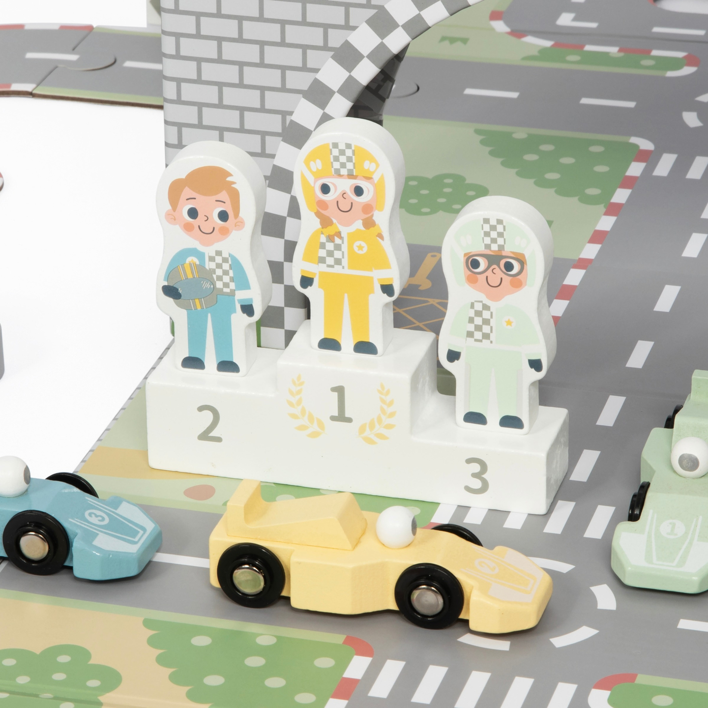 Valise magnétique avec piste de course, véhicules en bois et accessoires routiers